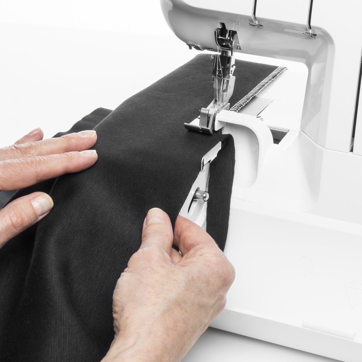 HusqvarnaViking's tweet photo. Beautifully-serged projects are now convenient to create with the Amber™ S|100 serger! Find easy-to-use features right at your fingertips, like lay-in thread tensions and color-coded paths for easy threading. Learn more and find a retailer near you: https://t.co/hekpc72ILt https://t.co/PmjLWw06lR