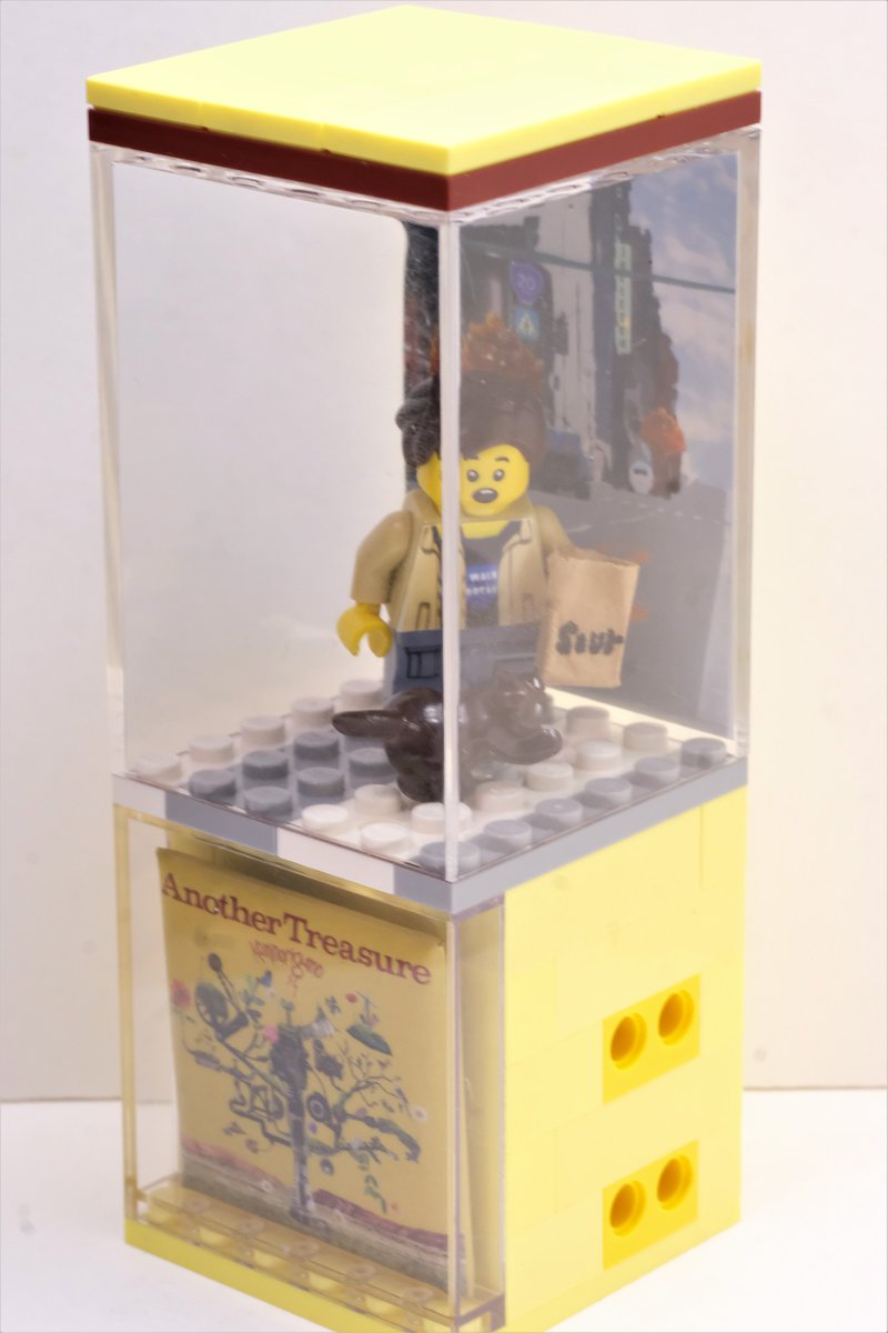 nakajima897's tweet photo. 珍しくまばらな午後の国道を横切って
#LEGOで作るカミナリグモ
#LEGO缶バッヂディスプレイ
#LEGOで作る山中さわお
#カミナリグモ #カミナリグモ15周年 #AnotherTreasure https://t.co/Tm03sMqZvB