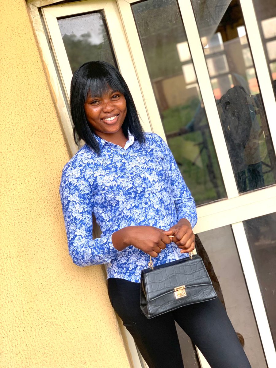 oluwa_kemi_sola's tweet photo. *#finalyearweek
#classdephoenix22
#finalyearweekmapoly
#finalyearweekmasscommmapoly
#FYBday01 https://t.co/1suhyrDUOA