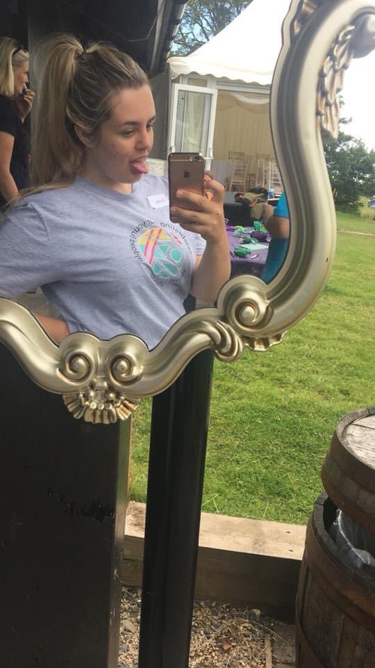 Chloé Robertson tweet media