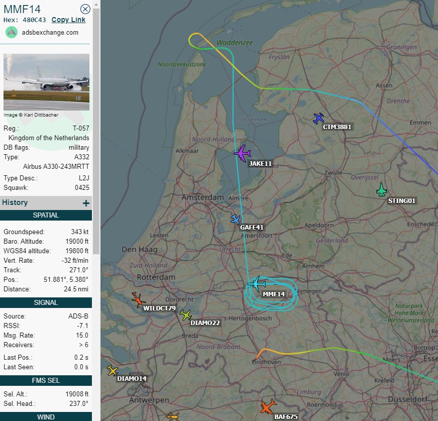 EHEH_Spotter's tweet photo. 🇳🇱RNLAF NATO MMF Airbus A330-200MRTT T-057 flight #MMF14/#MULTI14 approach runway03 @ EHEH
precautionary landing due to aerial refueling hose problem @ EHEH
#NLspot #RNLAF #MRTT https://t.co/0xg72JZ4B3