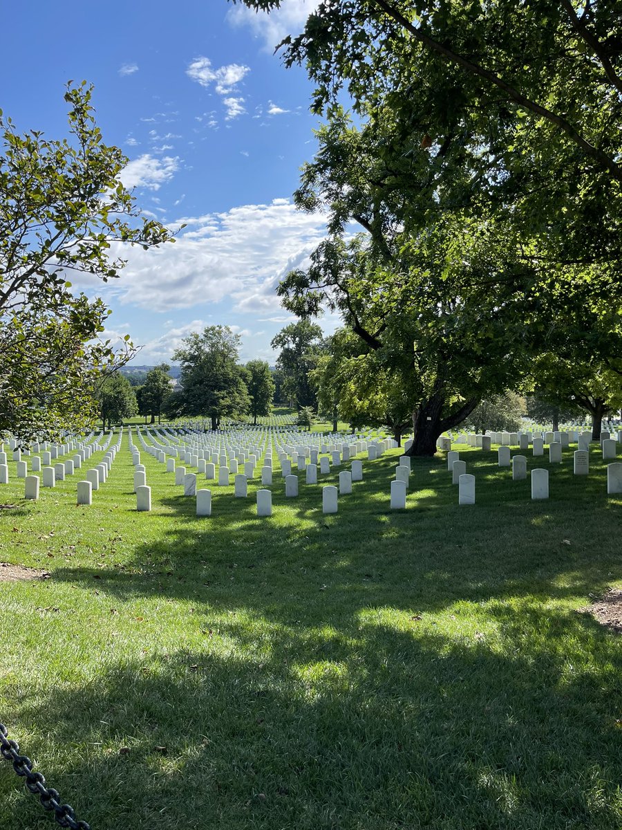 MrsZipperer's tweet photo. If only all PD days were like this. #alwayslearning #washingtondc #reedsvillesd https://t.co/A3kHKOIFee