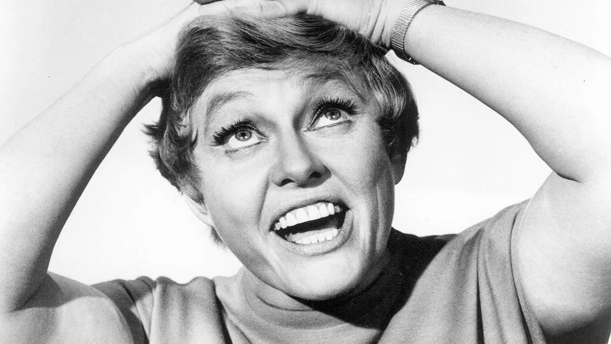 Listlatan's tweet photo. One of those weeks. RIP #NichelleNichols, #PatCarroll, &amp; #BernardCribbins. https://t.co/0HGWLsd73E