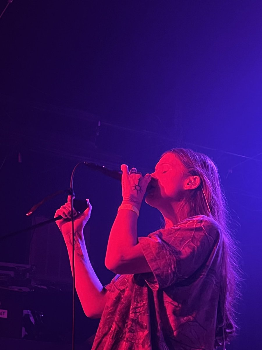 SCRE4M1996's tweet photo. roadtripped all across florida to catch @mothercain’s two florida shows. thanks for the music and memories ❤️ https://t.co/wkqsOABgqw