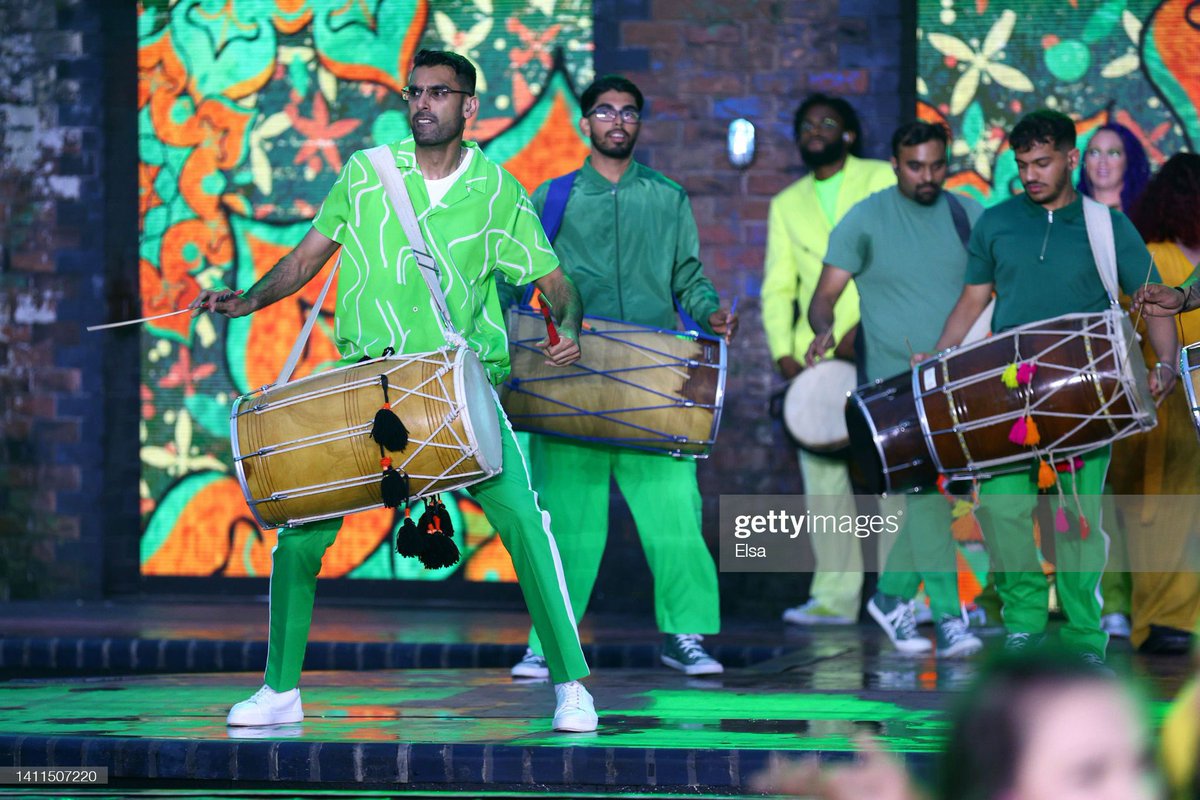 DholCrew's tweet photo. What a fantastic experience &amp; a honour it was for us to perform at the opening ceremony of the Commonwealth Games 2022. Thank you for having us. 🙏. @birminghamcg22 

#DholCrew #CommonWealthGames #OpeningCeremony #AlexanderStadium #B2022 #CommonWealthGamesOpeningCeremony https://t.co/GcK8HDcI6q