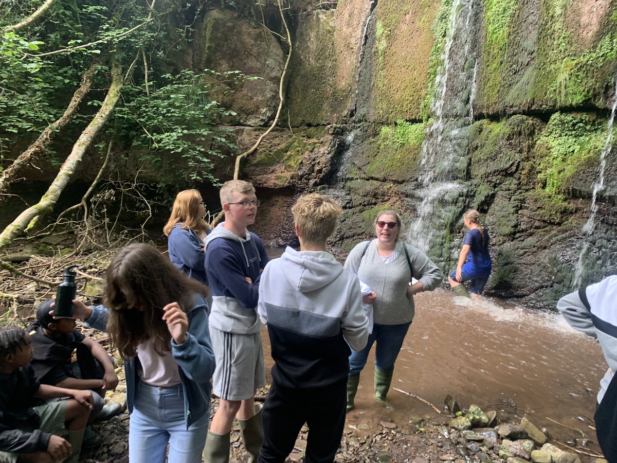 NorthAveYouth's tweet photo. Last week we took 15 young people to @MaesyLade for an amazing adventure. Thank you to all the staff as well as @EssexBGC who worked with @JPFoundation in order to make this available to all young people! 

https://t.co/kAf6t1lH85 https://t.co/2Wo6yYzxFd