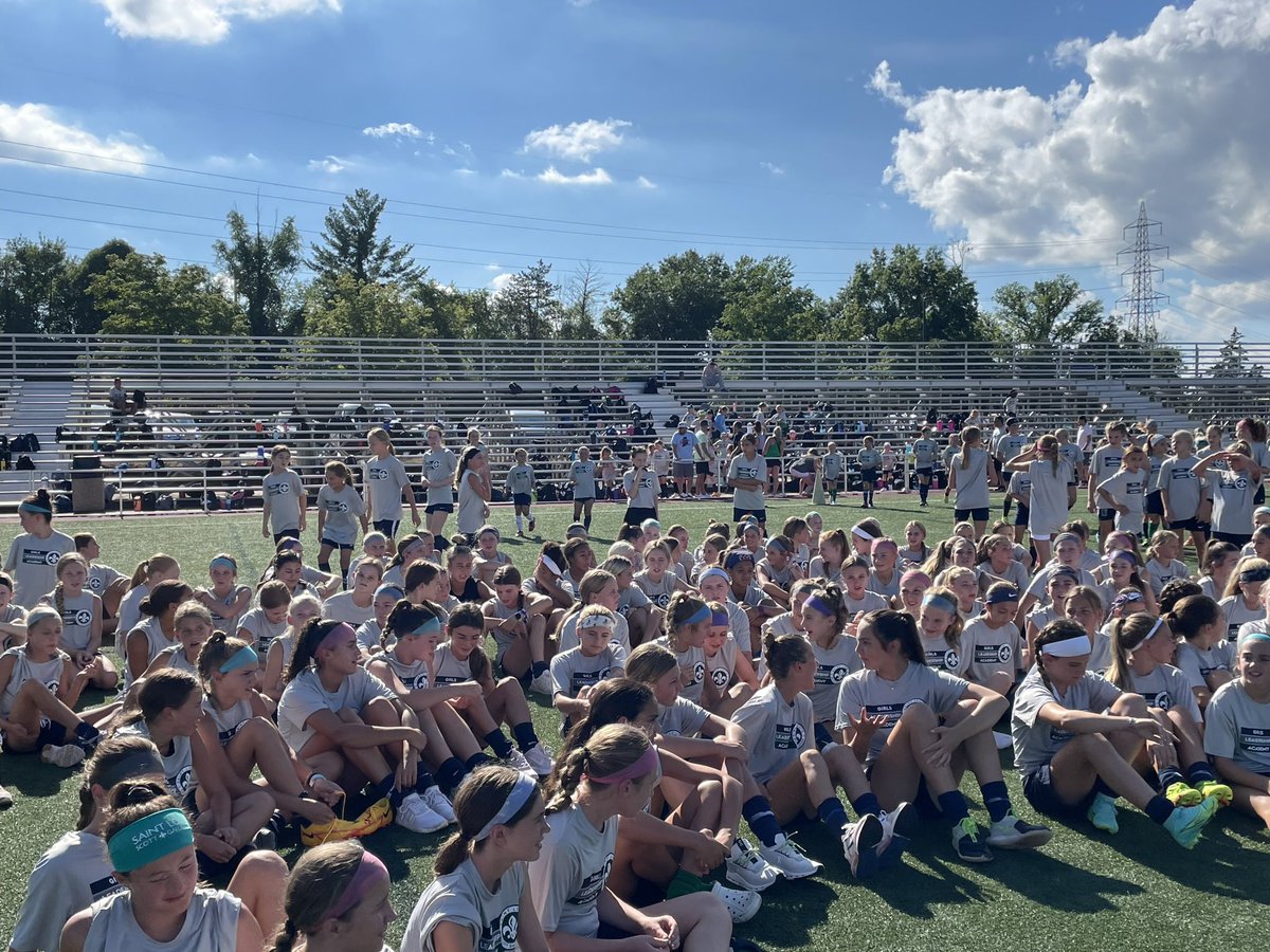 SLSG Girls tweet media