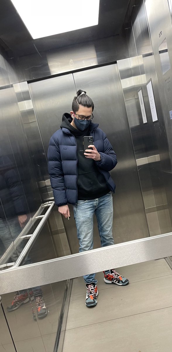 BΞHROUZi𝕏 tweet media