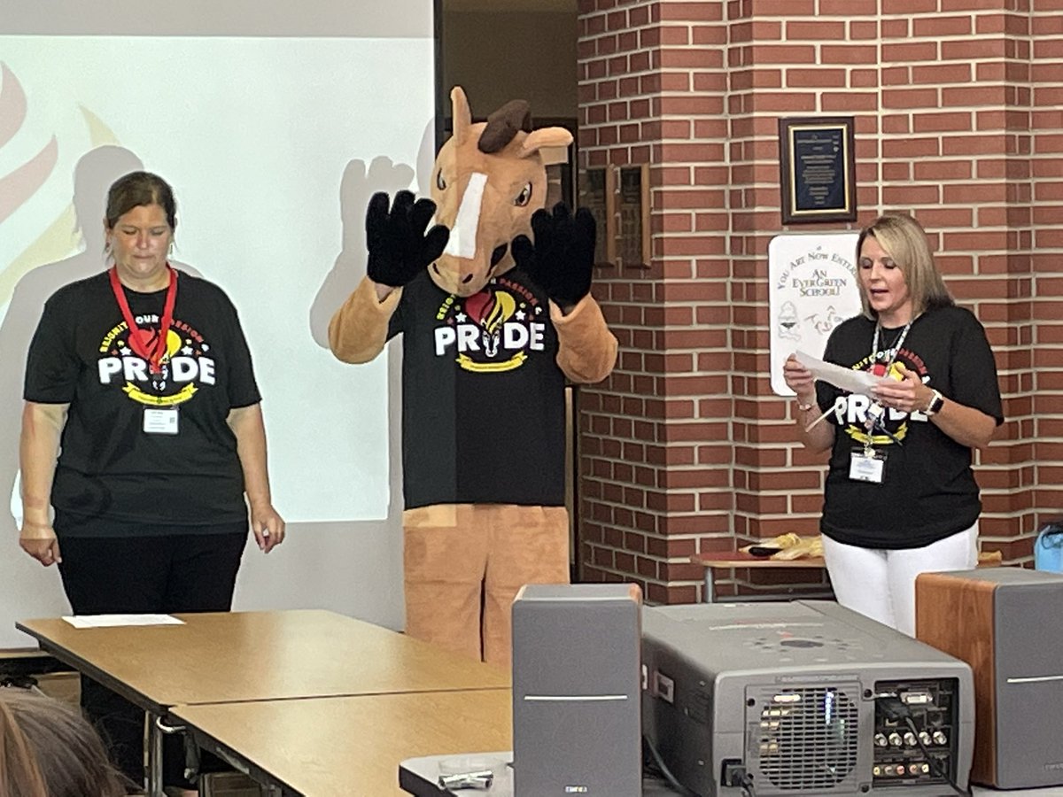 Janelle Consola tweet media