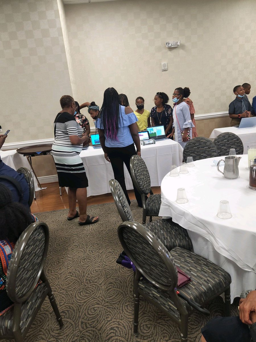 vsuvil's tweet photo. VIL Presentations! https://t.co/TnCf4qPfMB
