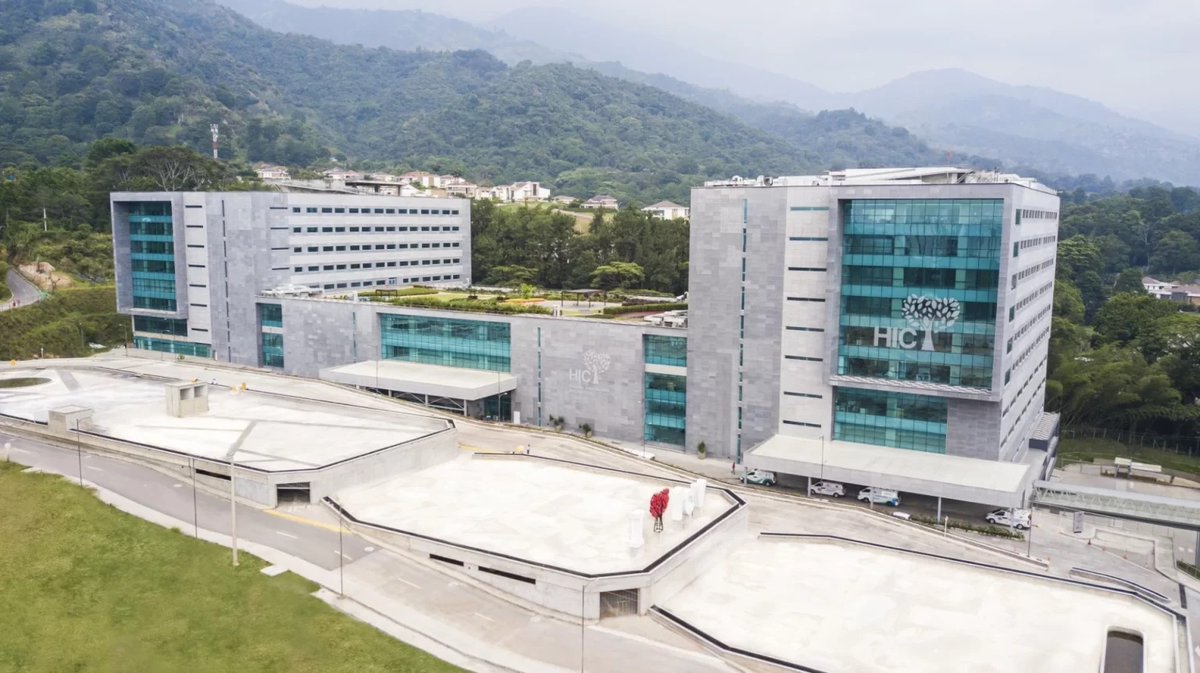 EHEALTHREPORTER's tweet photo. La Fundación Cardiovascular de #Colombia, es el primer hospital del país en lograr la certificación #EMRAM7, el mayor estándar de #HIMSS en lo que refiera a la #digitalizacion de los #hospitales. Lea más:
https://t.co/fwRxaqQNiw 
#HIMSSColombia #SaludDigital @fcvcolombia https://t.co/uhyOjuAka9