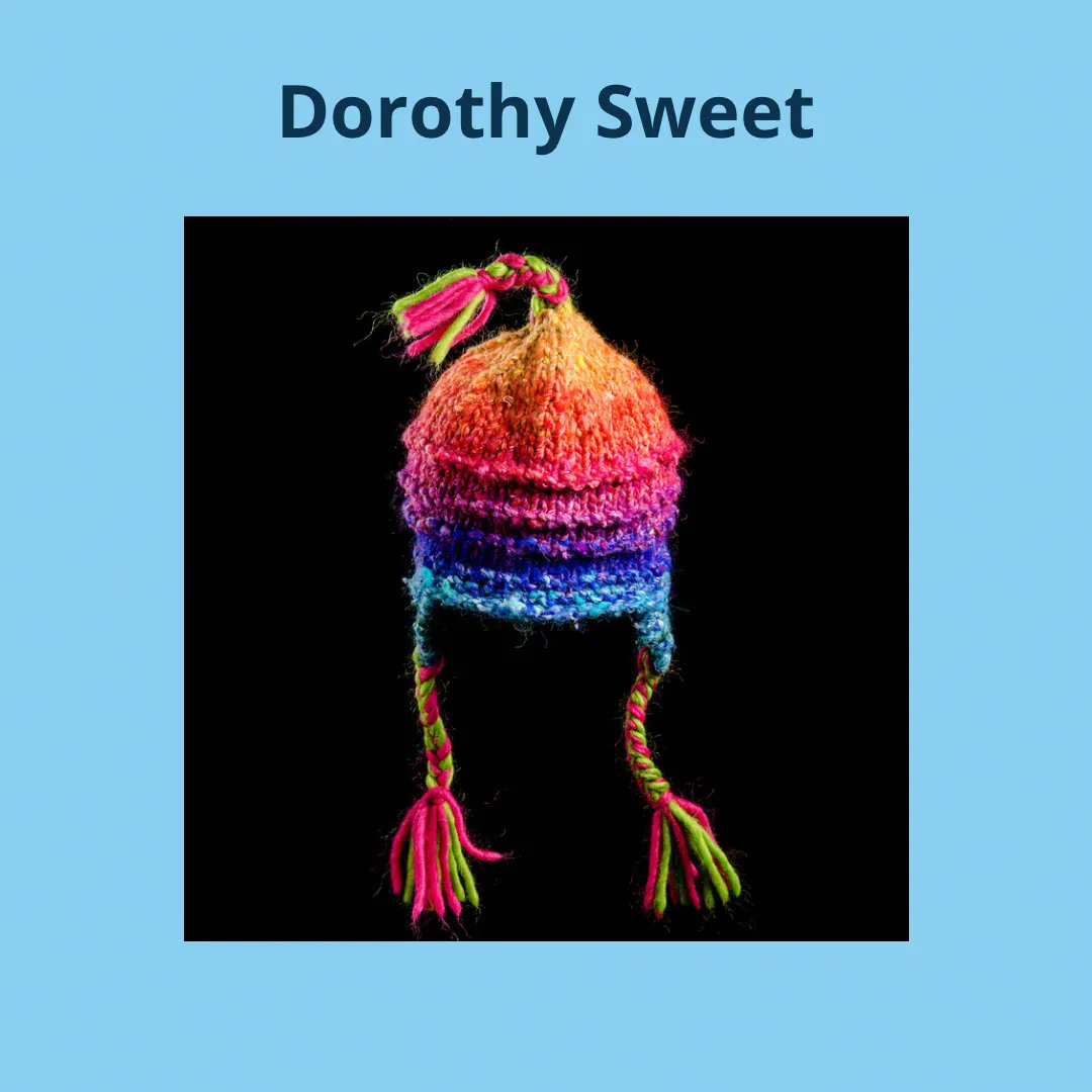 SunriverArtFair's tweet photo. Dorothy Sweet will have her textile works on display at the Sunriver Art Fair🧶 https://t.co/7ONDX8Vjjy