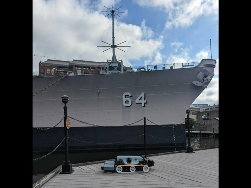 ROVplanet's tweet photo. U.S. Navy ONR Awards Contract to Partnership of Greensea Systems, Armach Robotics, and MERC @GreenseaSystems
#ArmachRobotics @USNavy @USNavyResearch #robotics #hullcleaning #military #defense
https://t.co/bELxhklIiL https://t.co/TuqsCqVz3a