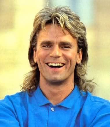 RustyCoiner's tweet image. NEW MONDAY. 
NEW MONTH. 
NEW MULLET.

CHANNEL YOUR INNER MACGYVER THIS WEEK AND GO BUILD SOMETHING OUT OF SEEMINGLY NOTHING. 

GO GET ‘EM COUSINS!

#MONDAYMULLET #MULLETONATION
