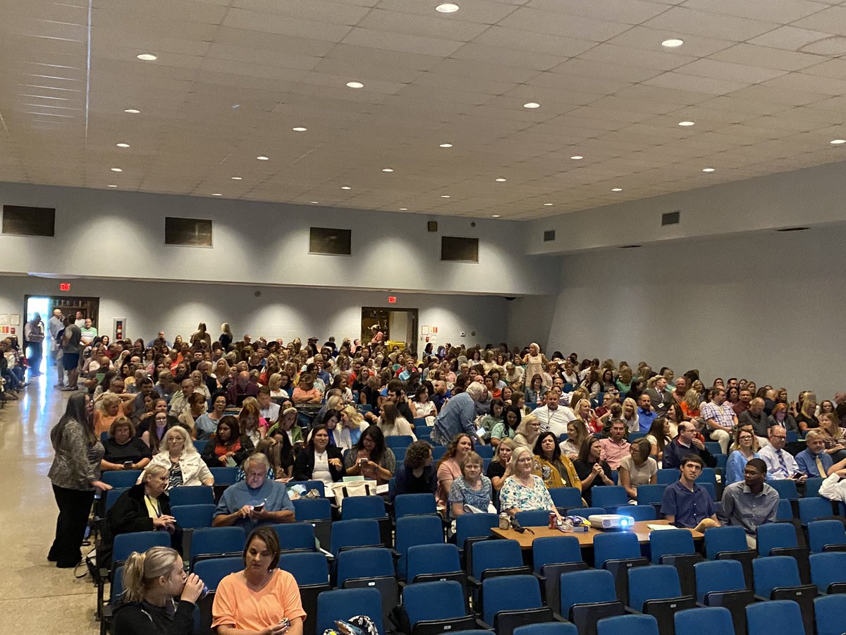 JennWarhurst's tweet photo. Full house @FCSchoolsAL inservice Day 1. #beapartoftheprocess  @VincentWindrow https://t.co/7E5EfW4w1y