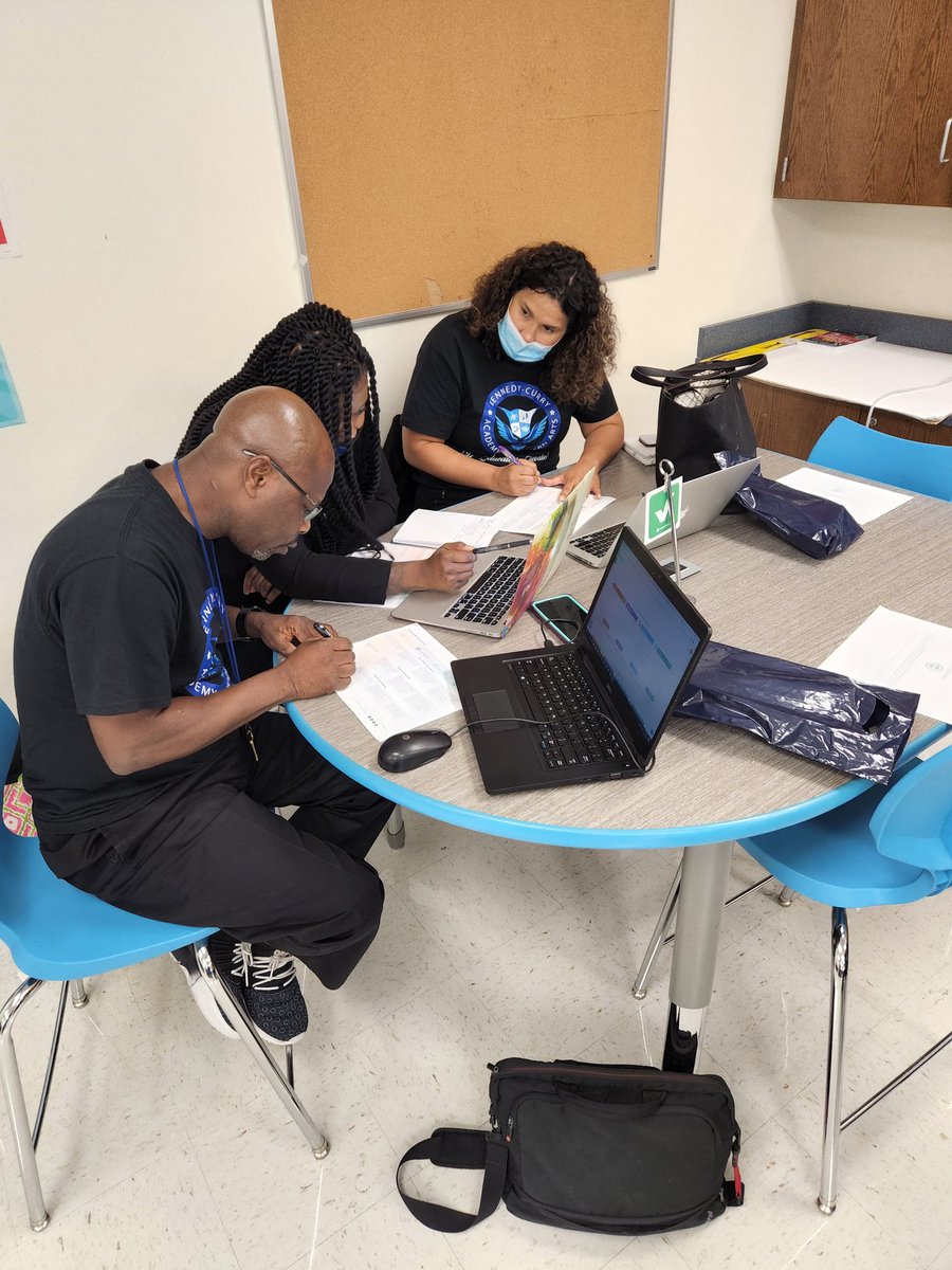 Amber Bennett tweet media