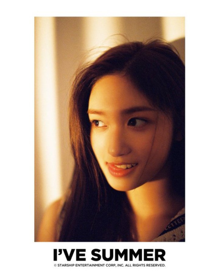 yunszuha's tweet photo. my baby why so pretty https://t.co/QtN2Ra28yS