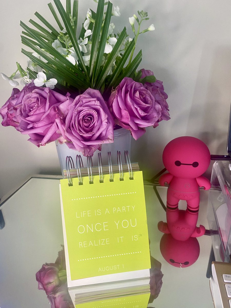 Sal_Loukos's tweet photo. Hello #August 👋🏻 Let’s make it a good one! https://t.co/FnN1NBc3u7