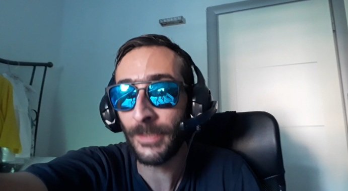 writermatts's tweet photo. IL VOSTRO MITO NEL MONDO DEI VIP: Guarda la mia nuova live Twitch 

https://t.co/7m7SNk9gIA

#justmatt #twitch #twitchitalia #twitchaffiliate #twitchstreamer #streamer #justchatting #streamersunite #streamers https://t.co/38w7OCC5fv