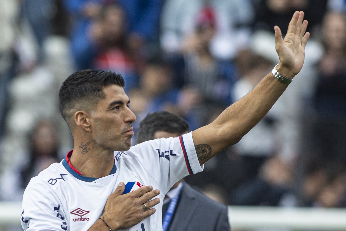 Foto para dar RT y presumir que Luis Suárez es el 9 de tu equipo. Dolidos no comenten