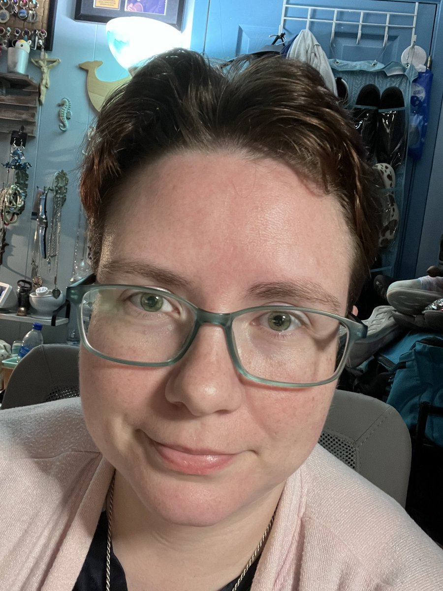 dfanslau82's tweet photo. Hairs gone feels good https://t.co/P5CGhnVULx