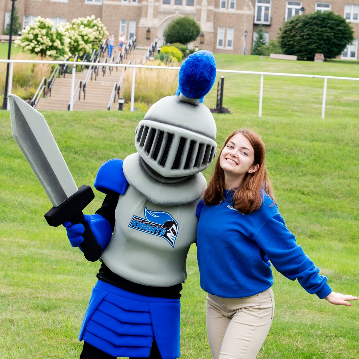 msmc_ny's tweet image. Are you ready to become a MSMC Knight? The @CommonApp is officially open for Fall 2023 applicants! Apply today to the Mount for FREE through the Common App or our online application at msmc.edu/apply! Your college journey starts now! 
#CommonAppDay #CollegeSearch #msmcNY