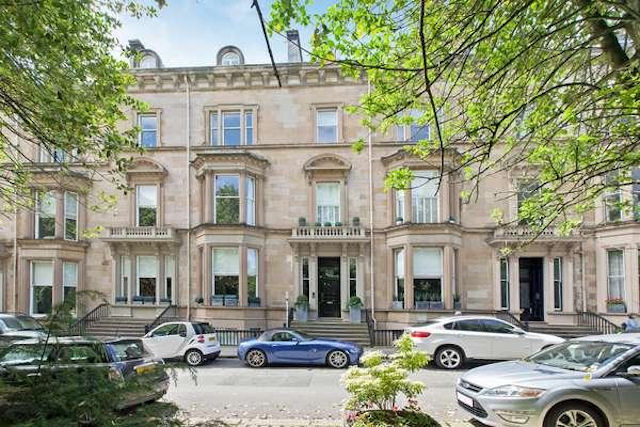 1Letslet's tweet photo. 🏡Belhaven Terrace West, Glasgow - £3195pcm

⭐️Excellent and very well presented lower duplex conversion within one of the West End's most admired "B" listed terraces.
 
⭐️Contact our office today to find out more!

☎️01698 457157
📩enquiries@letsletproperty.co.uk
LARN1908038 https://t.co/H0HNhEmLPn