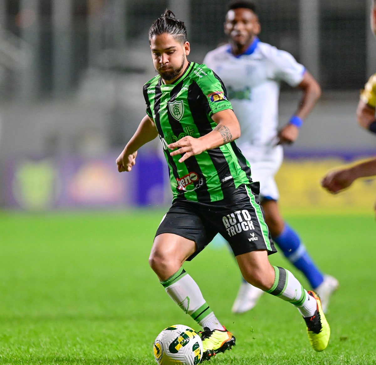 pixbet's tweet photo. Conta aí, parça! 🗣
Na escala jogos de patrocinados PIXBET, o saldo do final de semana deixou você online e roteando green 🤑 ou te estacionou no sinal vermelho? 🥵
#PIXBET #VemDePix #VemDePixbet #Apostas #DeuGreen #DeuRed https://t.co/aSpSNQx1Am