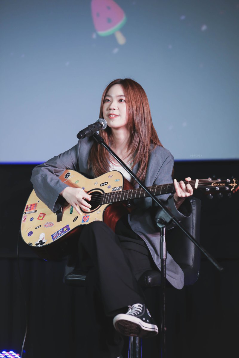 akkrpnx's tweet photo. This is Precious Memory This is Our Melody.

#ThankyouPunVYRA
#PunBNK48 #PunVYRA 
#VYRA #LYRA https://t.co/y9iOicDs3e