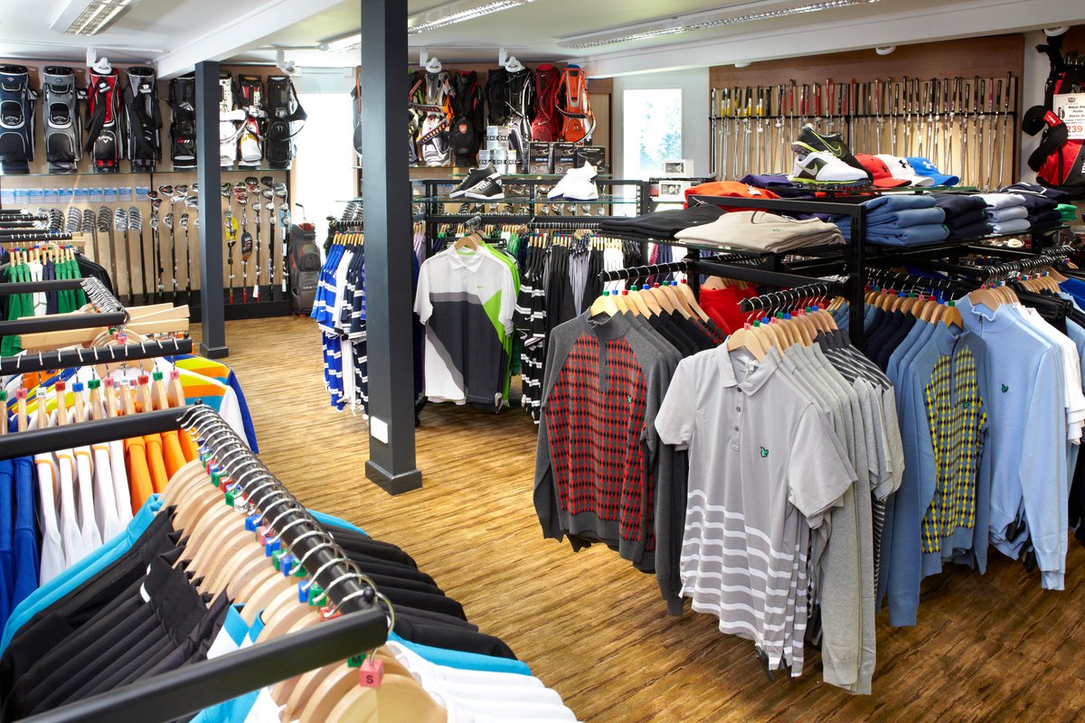 ReplanGBltd's tweet photo. "The Ideal Partner!"
Flashback to our fit at @PortsmouthGolf
Pleasure to be involved with Terry and the team!
See how we can help you-01484 666 666
#Replan #Golf #golfretailing #golfcentre #portsmouthgolfcentre #refit #photooftheday #golfclubs #shopfitting https://t.co/yjULPr7fcW