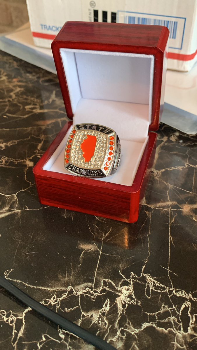BradyStiff's tweet photo. How was your weekend? Picked up one of these yesterday…not too shabby. #Softball #OneNation #CareBuilders #EBall https://t.co/UreiiYfI7R