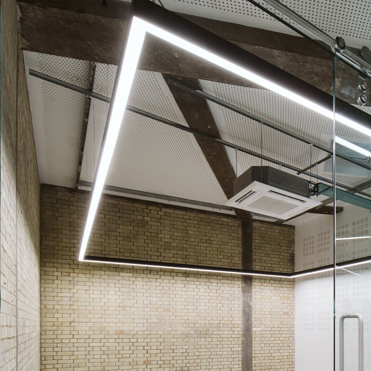 Thirdway tweet media