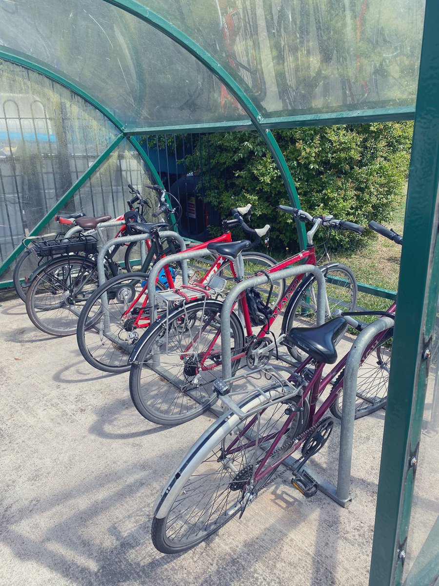 cookiecl14's tweet image. Cycled the (manual) bike to take today's PR class, after a 6am start for Crossfit. #AHPsActive #helloquads #boxjumps