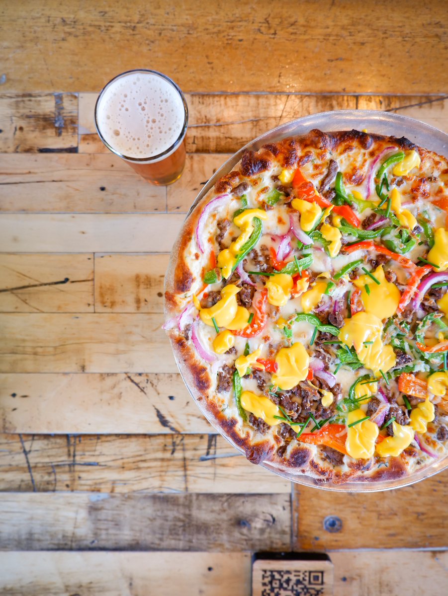 WildTomatoSB's tweet image. Say hello to the August Donation Creation Pizza! 😎🍕🔥It features thinly sliced steak, green &amp;amp; red peppers, and red onions over a garlic cream base, and finished with creamy cheddar cheese sauce and green onions. 

Our beneficiary this month is DC Wave - United Soccer of Allouez