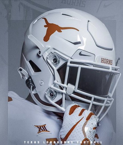 benresa1's tweet photo. @MikalPilot @CoachSark @BrennanMarion4 @TexasFootball π₯π₯π₯π₯π€πΎπ₯π₯π₯π₯
#StateOnYourChestFamilyOnYourBack
#BullyBall #StartTheEngine #AllGas23 https://t.co/JTwk2WeuVL