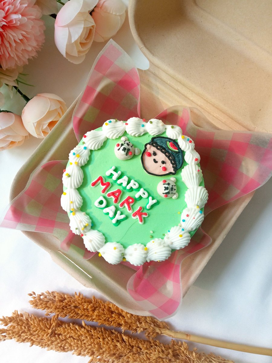 bbyycheetah's tweet photo. ･͛♡̷̷̷･͛HAPPY LEVEL UP #MARK･͛♡̷̷̷･͛

[✎] WE GOT YOU MARK LEE
#HAPPYMARKDAY
#reMARKable24years
#영원한차일드_우리마크_생일축하해

♡ cake: @bentocake ♡ https://t.co/bti2NEbyKB
