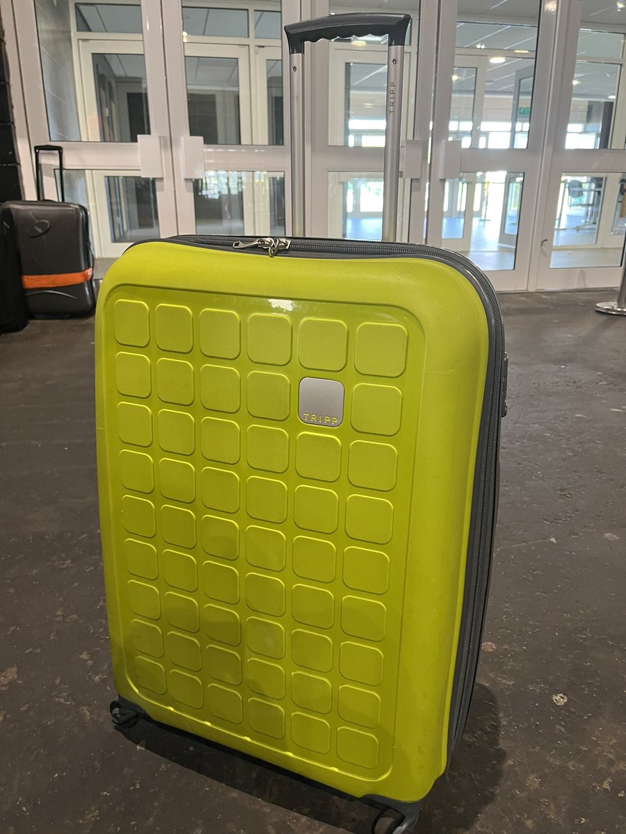 Kevin Towers (@kevintowers) on Twitter photo They have a really difficult job but the guys at <a href="/EDI_Airport/">Edinburgh Airport</a> lost luggage place couldn’t be more helpful 👍 They have a really difficult job but the guys at <a href="/EDI_Airport/">Edinburgh Airport</a> lost luggage place couldn’t be more helpful 👍