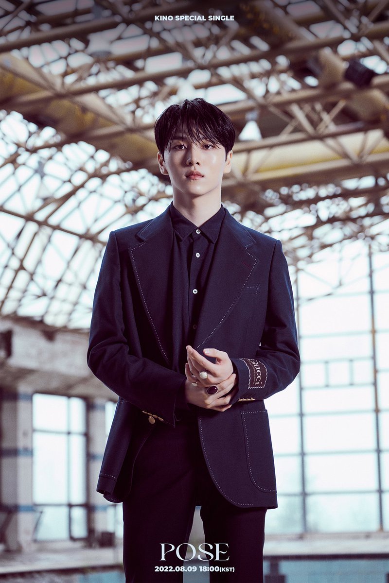 PTG_UNVRSE's tweet photo. Incorrect universe

🌌: HE IS SO HANDSOME
Also 🌌: Ah.. its right... he is a member of pentagon https://t.co/ItYMcf6S9u