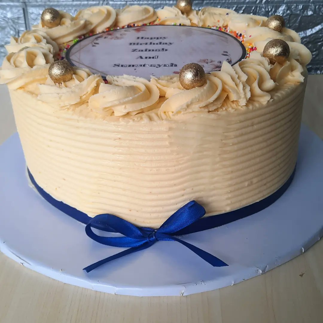 cakes_coupes's tweet photo. Happy new month people😊😊😊.
Don't forget to patronise us for any celebration cakes and pastries🥰🥰🥰.

#cakesinibadan #explorepage #cakesandcoupes #explorer #explore #ibadanbakers #ibadan #ibadancakeshop #trend #exploremore https://t.co/lWxk3UPxNa