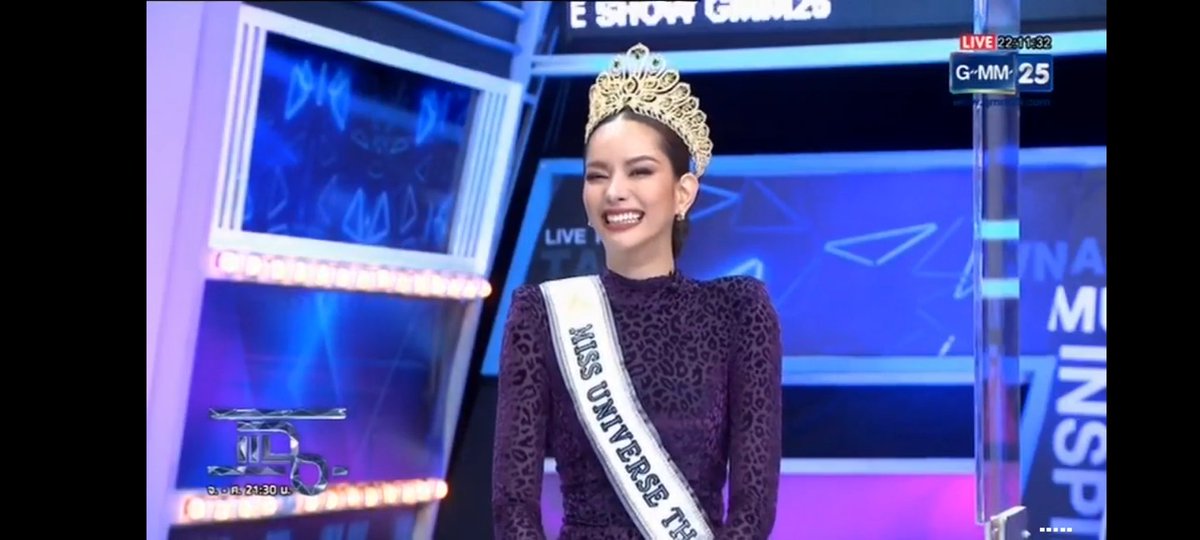 Anaice2000's tweet photo. #MissUniverseThailand2022
#แอนนาเสือ
#แอนนาเสือมาเพื่อมงMU 
ยิ้มสว่างมากกก 😍🐯✨💜 https://t.co/4BDjJmovg3