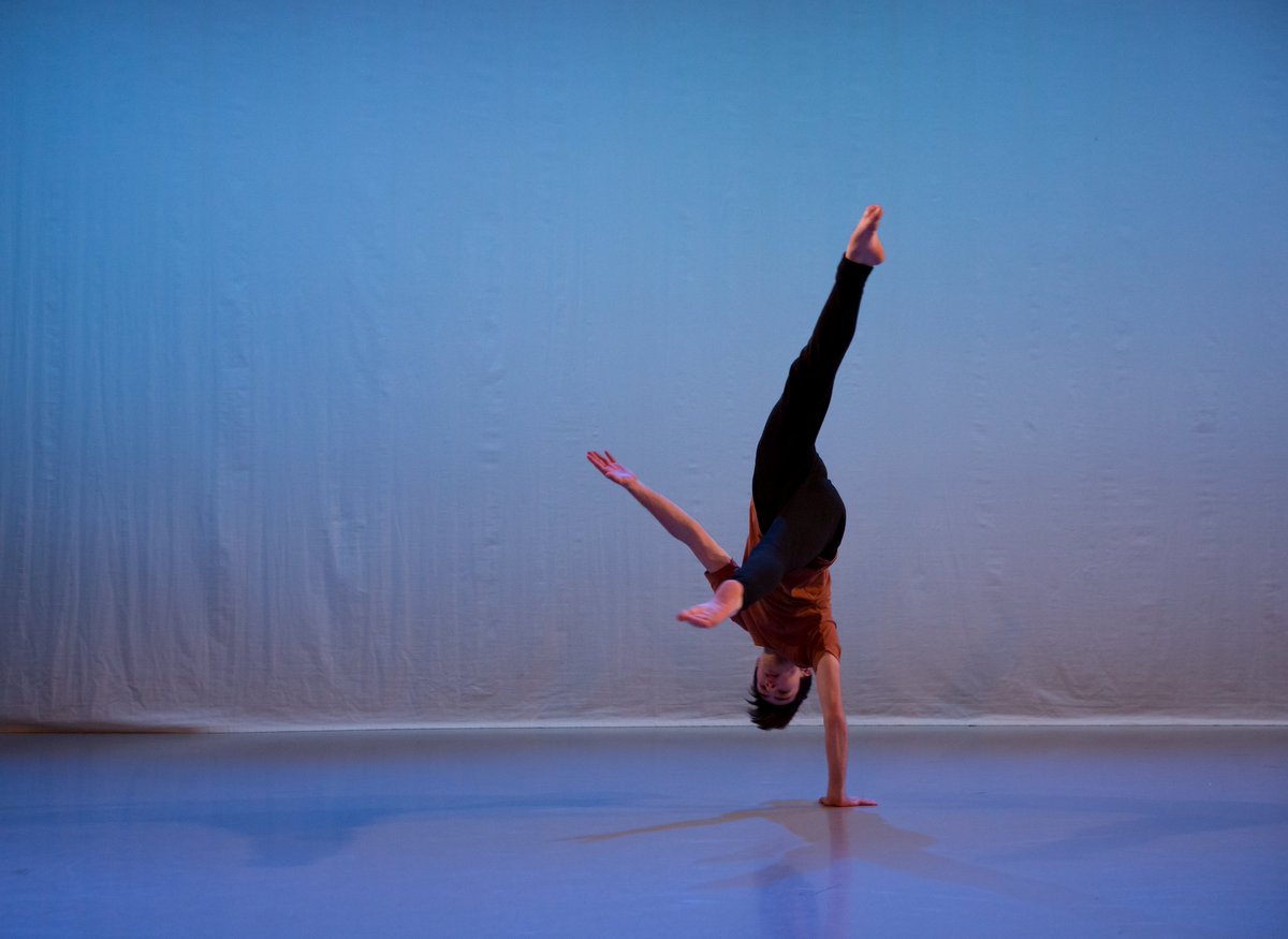 TheLowryCAT_NW's tweet photo. Our graduating @The_Lowry CAT students Lara Magdamo & Kyle Baron were invited to perform as guest artists in Covent Garden @RoyalBalletSch in May for @RoyalBalletSch Primary Steps’ graduation.
A wonderful celebration! @TheLowryCAT_NW @DanceCATs_news #PrimarySteps #Dance https://t.co/pxMPSDdH79