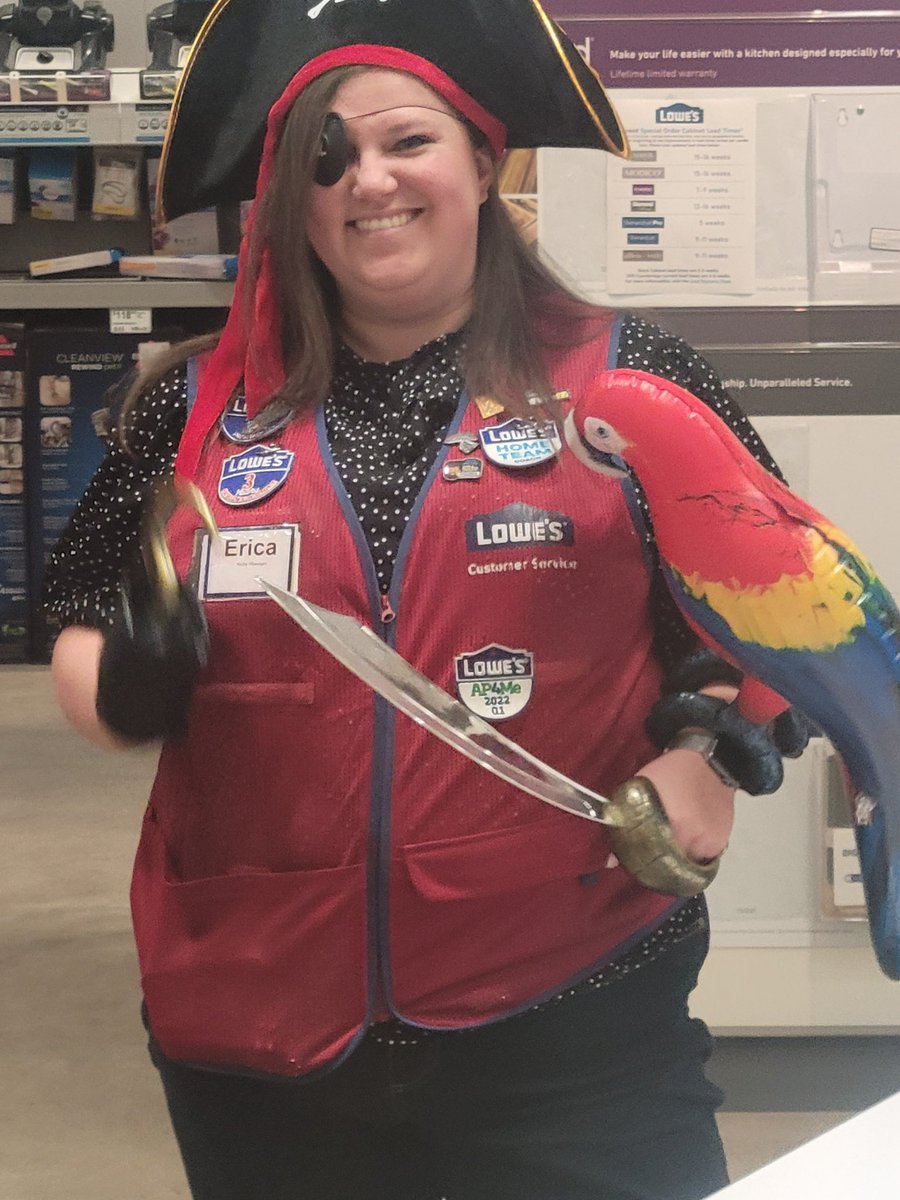 Kick off for Best Survey starts today! The team is excited to get their treasure and give us feedback! #bestsurvey #42 <a href="/NestorAndino1/">Nestor Andino</a> <a href="/Jreeder47489571/">Jreeder</a> <a href="/BobbKell/">Bobby Kelley</a> <a href="/JamesHu63919876/">James Hudson</a>