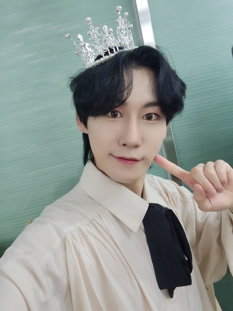 hwangwyhj's tweet photo. 🫧Park Woodam's birthday:
D-Day
 #디원스 #박우담 #d1ce #woodam 
Happy prince day💗 https://t.co/pz75EzXK6O
