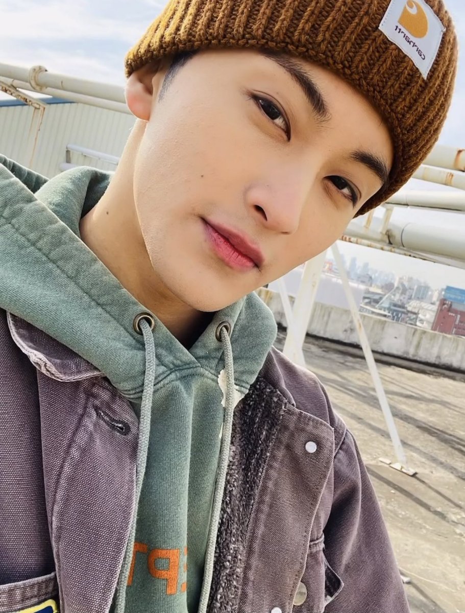 haechbratz's tweet photo. 🐯🤍🌱 #mark’s birthday giveaway

3 winners of sealed beatbox pb album
+ 2 consolation prizes of 100 gcash

mechanics:
like, rt &amp; reply ur fave pic of mark 
w the tags: #HAPPYMARKDAY
#reMARKable24years
#영원한차일드_우리마크_생일축하해
unli entries r ok https://t.co/wxAzUY8455