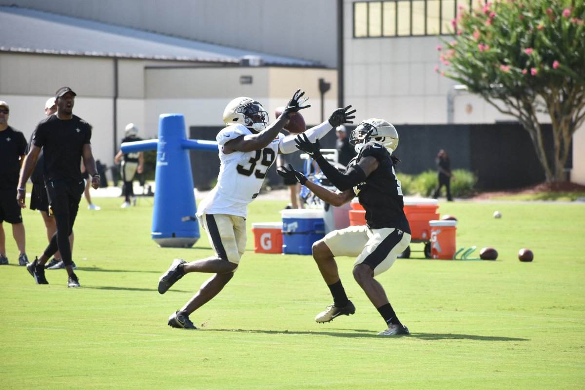 TalkCulotta's tweet photo. PICKPOCKETED! UDFA DaMarcus Fields out of Texas Tech steals the ball from WR Kevin White for an interception. #Saints  @BootKreweMedia https://t.co/F38nj32e4E