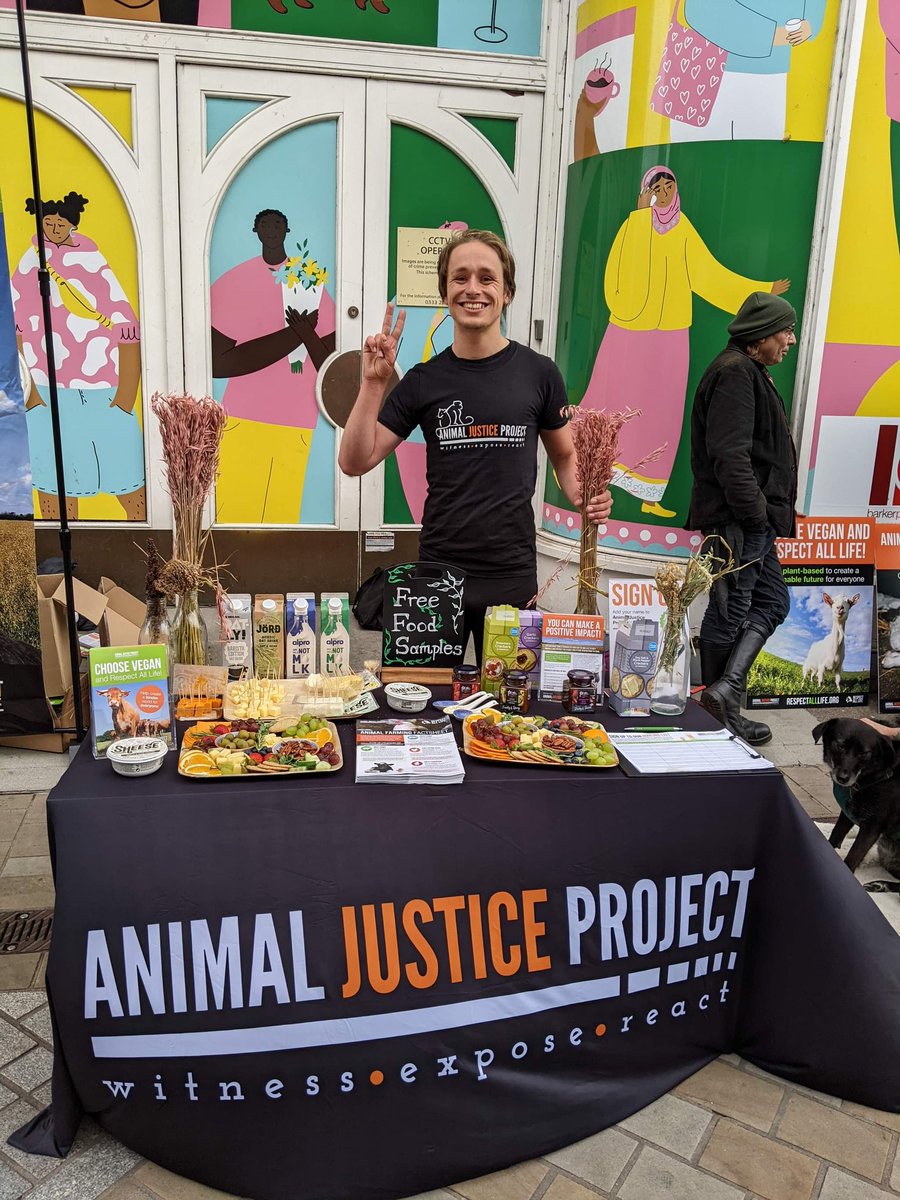 ajpReact's tweet photo. Some fantastic pictures from our event in #Leeds on Sunday. We had a really fun and interactive outreach event that included us giving out free dairy-free cheeses and milk kindly donated to us by @ButeIslandFoods & @ViolifeFoods
#GoatsToOats
๐https://t.co/1R76VWzlFg
#Vegan https://t.co/B4Z4viZynO