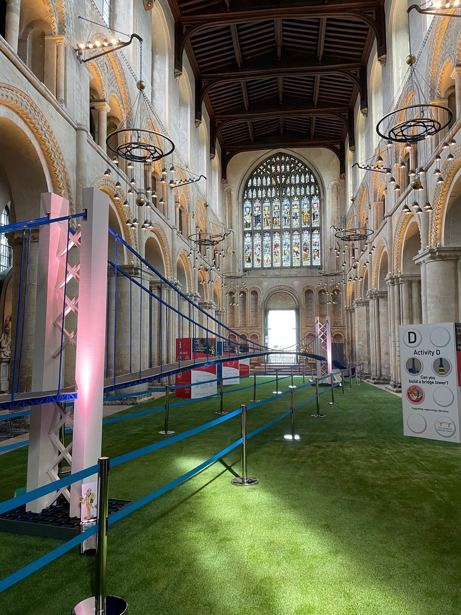 ICE London tweet media