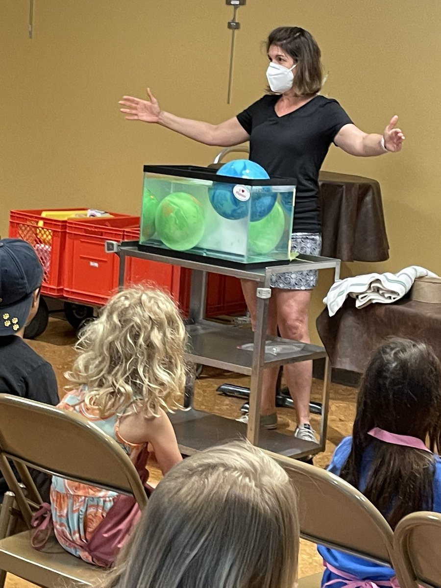 MemUCC's tweet photo. Vacation Bible School 2022 is underway! Stories, songs, and science! 

#vacationbibleschool https://t.co/VrtudNpoGW