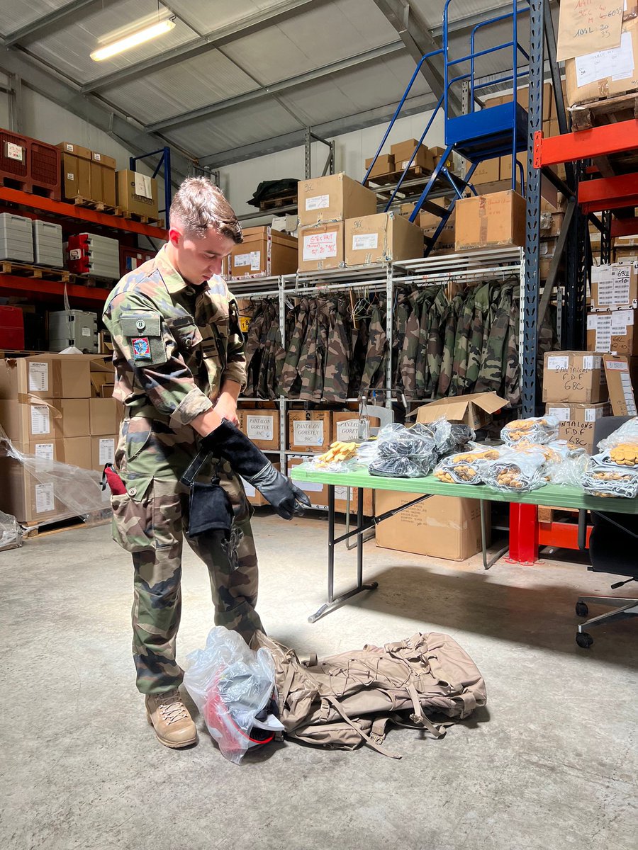 1er_RTP's tweet image. Pas de répit cet été pour les paras du #1RTP : lundi 1er août, formation à #UIISC7 Brignoles avant déploiement sur très court préavis en #Gironde.#FeuxdeForêt#MondayMotivation#LeCombatContinue