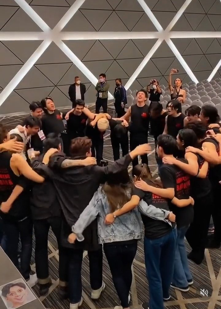 192ccm's tweet photo. สิ่งที่คนอื่นเห็น                       สิ่งที่กูเห็น

555555555555555 https://t.co/QcNGKtFTmg